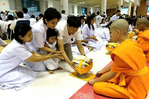 ภาพ No.16493:ประมวลภาพพิธีบรรพชาธรรมทายาทนานาชาติ 4 รุ่น