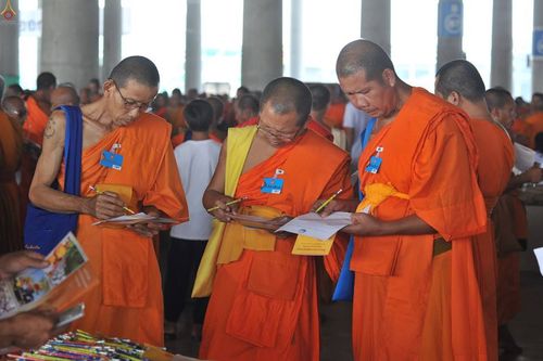 ภาพ No.16650:ประมวลภาพวันคุ้มครองโลก 2558 ณ วัดพระธรรมกาย