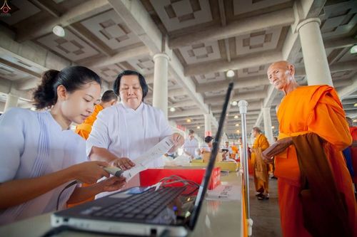 ภาพ No.16654:ประมวลภาพวันคุ้มครองโลก 2558 ณ วัดพระธรรมกาย