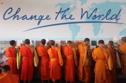 ภาพ No.16666:ประมวลภาพวันคุ้มครองโลก 2558 ณ วัดพระธรรมกาย