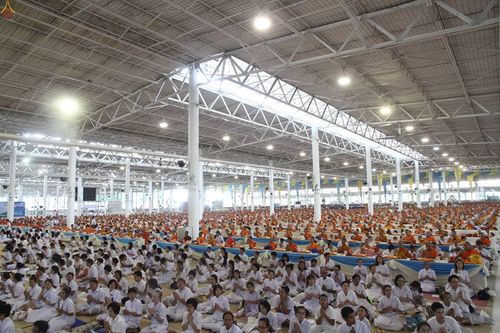 ภาพ No.16734:ประมวลภาพวันคุ้มครองโลก 2558 ณ วัดพระธรรมกาย