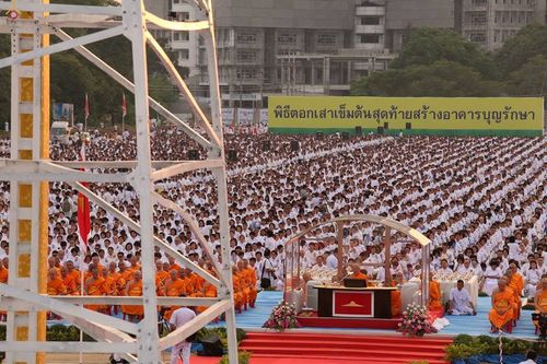 ภาพ No.16772:ประมวลภาพวันคุ้มครองโลก 2558 ณ วัดพระธรรมกาย
