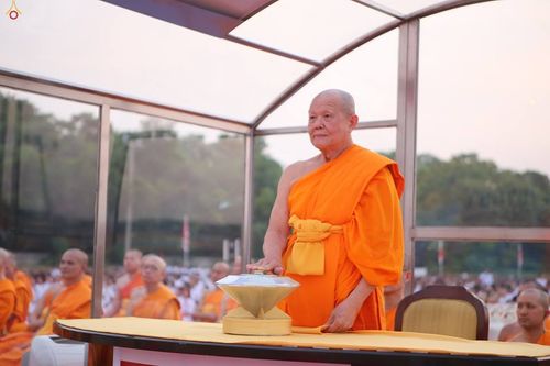 ภาพ No.16786:ประมวลภาพวันคุ้มครองโลก 2558 ณ วัดพระธรรมกาย