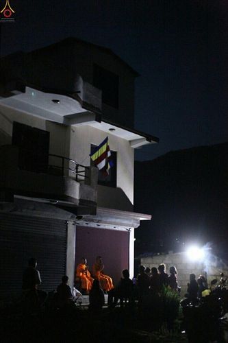 ภาพ No.16871:มูลนิธิธรรมกายช่วยเหลือผู้ประสบภัยแผ่นดินไหวที่ประเทศเนปาล