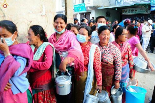 ภาพ No.16896:มูลนิธิธรรมกายช่วยเหลือผู้ประสบภัยแผ่นดินไหวที่ประเทศเนปาล