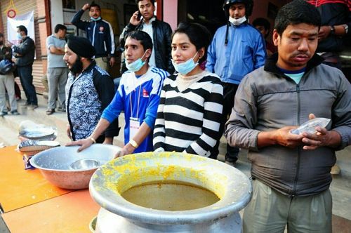 ภาพ No.16918:มูลนิธิธรรมกายช่วยเหลือผู้ประสบภัยแผ่นดินไหวที่ประเทศเนปาล