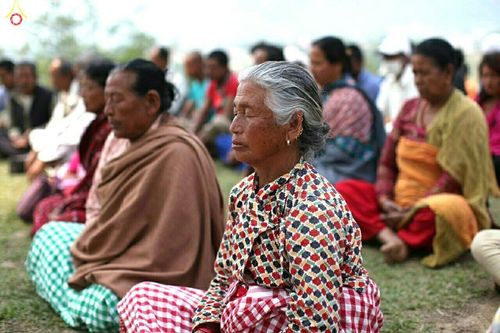 ภาพ No.16990:มูลนิธิธรรมกายช่วยเหลือผู้ประสบภัยแผ่นดินไหวที่ประเทศเนปาล