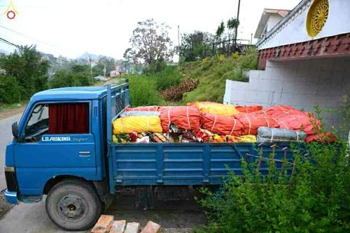 ภาพ No.16993:มูลนิธิธรรมกายช่วยเหลือผู้ประสบภัยแผ่นดินไหวที่ประเทศเนปาล