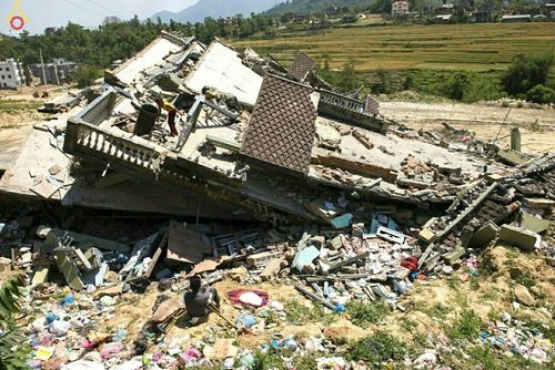 ภาพ No.17026:มูลนิธิธรรมกายช่วยเหลือผู้ประสบภัยแผ่นดินไหวที่ประเทศเนปาล