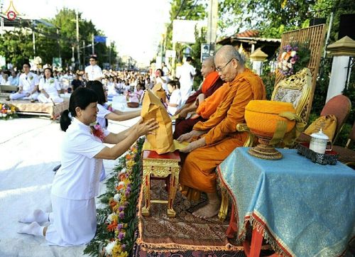 ภาพ No.17295:ตักบาตรพระ 1,543 รูป อ.สันป่าตอง จ.เชียงใหม่