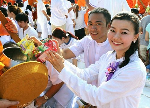 ภาพ No.17307:ตักบาตรพระ 1,543 รูป อ.สันป่าตอง จ.เชียงใหม่