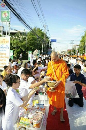 ภาพ No.17311:ตักบาตรพระ 1,543 รูป อ.สันป่าตอง จ.เชียงใหม่