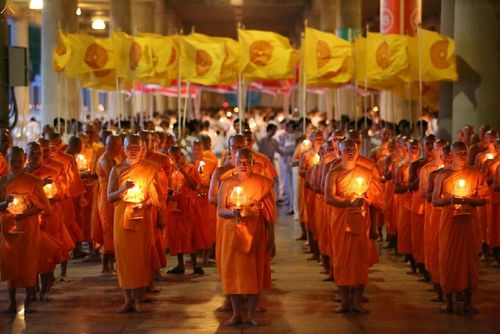 ภาพ No.17330:ประมวลภาพวันวิสาขบูชา วันจันทร์ที่ 1 มิถุนายน พ.ศ. 2558 ณ วัดพระธรรมกาย