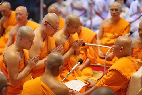 ภาพ No.17365:ประมวลภาพวันวิสาขบูชา วันจันทร์ที่ 1 มิถุนายน พ.ศ. 2558 ณ วัดพระธรรมกาย