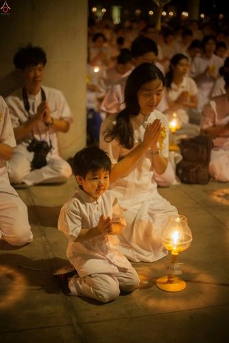 ภาพ No.17368:ประมวลภาพวันวิสาขบูชา วันจันทร์ที่ 1 มิถุนายน พ.ศ. 2558 ณ วัดพระธรรมกาย