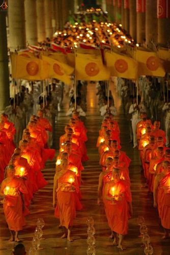 ภาพ No.17394:ประมวลภาพวันวิสาขบูชา วันจันทร์ที่ 1 มิถุนายน พ.ศ. 2558 ณ วัดพระธรรมกาย