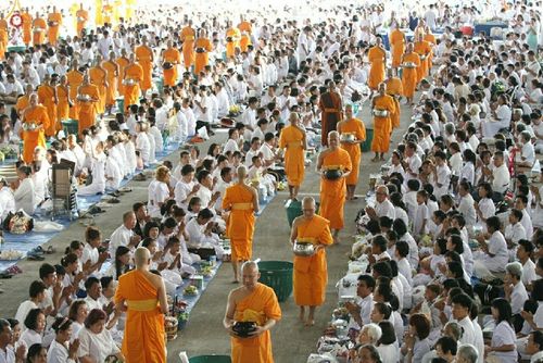 ภาพ No.17412:ประมวลภาพวันวิสาขบูชา วันจันทร์ที่ 1 มิถุนายน พ.ศ. 2558 ณ วัดพระธรรมกาย