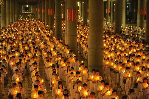 ภาพ No.17414:ประมวลภาพวันวิสาขบูชา วันจันทร์ที่ 1 มิถุนายน พ.ศ. 2558 ณ วัดพระธรรมกาย