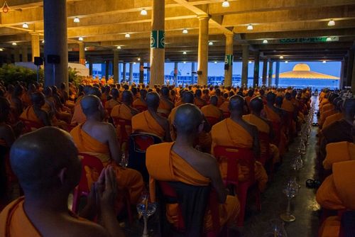 ภาพ No.17421:ประมวลภาพวันวิสาขบูชา วันจันทร์ที่ 1 มิถุนายน พ.ศ. 2558 ณ วัดพระธรรมกาย