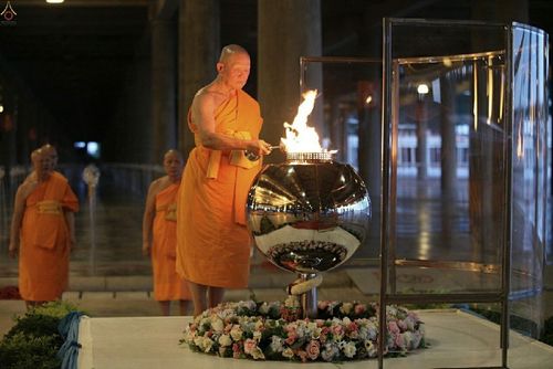 ภาพ No.17429:ประมวลภาพวันวิสาขบูชา วันจันทร์ที่ 1 มิถุนายน พ.ศ. 2558 ณ วัดพระธรรมกาย