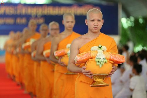 ภาพ No.17430:ประมวลภาพวันวิสาขบูชา วันจันทร์ที่ 1 มิถุนายน พ.ศ. 2558 ณ วัดพระธรรมกาย