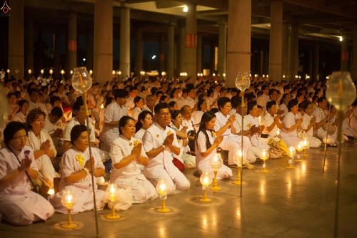 ภาพ No.17454:ประมวลภาพวันวิสาขบูชา วันจันทร์ที่ 1 มิถุนายน พ.ศ. 2558 ณ วัดพระธรรมกาย