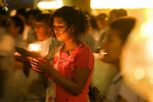 ภาพ No.17477:ประมวลภาพวันวิสาขบูชา วันจันทร์ที่ 1 มิถุนายน พ.ศ. 2558 ณ วัดพระธรรมกาย