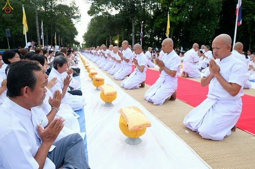 ภาพ No.17490:ประมวลภาพพิธีบรรพชาอุปสมบทหมู่ 3 โครงการ