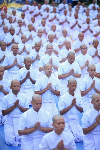 ภาพ No.17493:ประมวลภาพพิธีบรรพชาอุปสมบทหมู่ 3 โครงการ