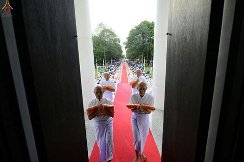 ภาพ No.17502:ประมวลภาพพิธีบรรพชาอุปสมบทหมู่ 3 โครงการ