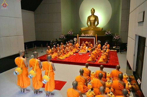 ภาพ No.17532:ประมวลภาพพิธีบรรพชาอุปสมบทหมู่ 3 โครงการ