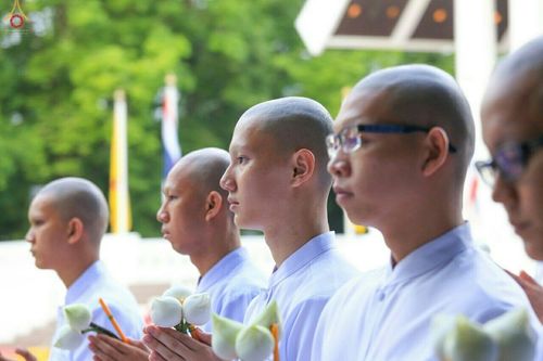 ภาพ No.17539:ประมวลภาพพิธีบรรพชาอุปสมบทหมู่ 3 โครงการ