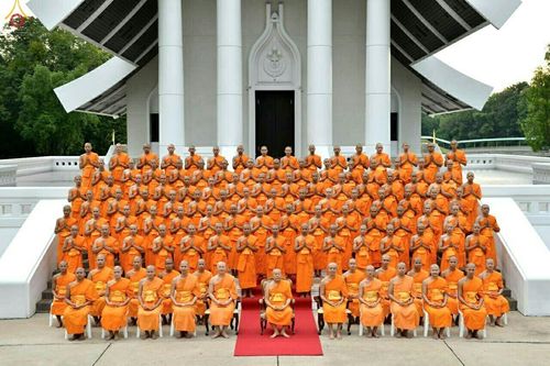 ภาพ No.17542:ประมวลภาพพิธีบรรพชาอุปสมบทหมู่ 3 โครงการ