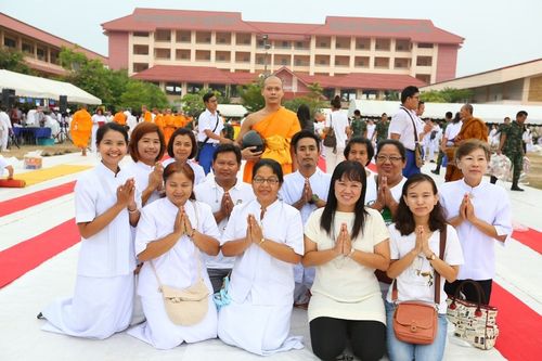 ภาพ No.17574:พิธีถวายสังฆทานแด่คณะสงฆ์ 323 วัด ใน 4 จังหวัดภาคใต้ ครั้งที่ 113