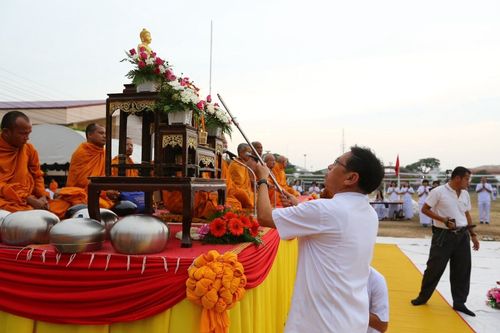 ภาพ No.17597:พิธีถวายสังฆทานแด่คณะสงฆ์ 323 วัด ใน 4 จังหวัดภาคใต้ ครั้งที่ 113