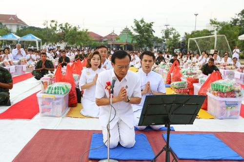 ภาพ No.17603:พิธีถวายสังฆทานแด่คณะสงฆ์ 323 วัด ใน 4 จังหวัดภาคใต้ ครั้งที่ 113