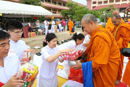 ภาพ No.17606:พิธีถวายสังฆทานแด่คณะสงฆ์ 323 วัด ใน 4 จังหวัดภาคใต้ ครั้งที่ 113