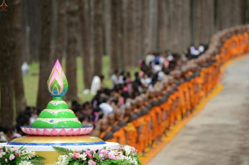 ภาพ No.17753:ธุดงค์ธรรมชัยอัญเชิญพระบรมสารีริกธาตุฯ ณ วัดบ้านขุน อำเภอฮอด จังหวัดเชียงใหม่
