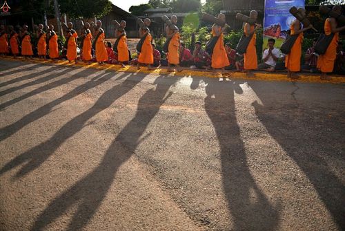 ภาพ No.17762:ธุดงค์ธรรมชัยอัญเชิญพระบรมสารีริกธาตุฯ ณ วัดบ้านขุน อำเภอฮอด จังหวัดเชียงใหม่