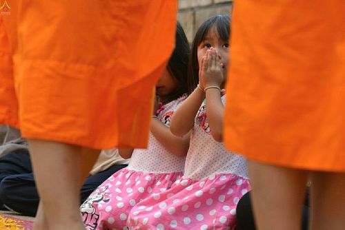 ภาพ No.17760:ธุดงค์ธรรมชัยอัญเชิญพระบรมสารีริกธาตุฯ ณ วัดบ้านขุน อำเภอฮอด จังหวัดเชียงใหม่