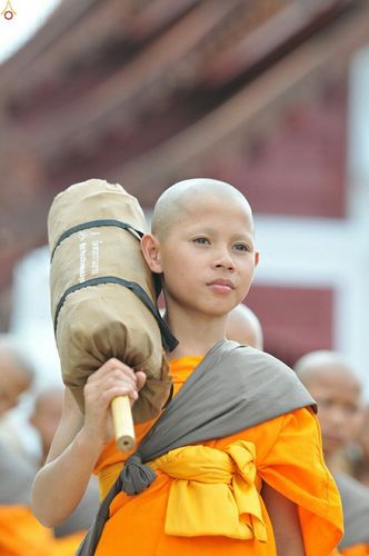 ภาพ No.17777:ธุดงค์ธรรมชัยอัญเชิญพระบรมสารีริกธาตุฯ ณ วัดบ้านขุน อำเภอฮอด จังหวัดเชียงใหม่