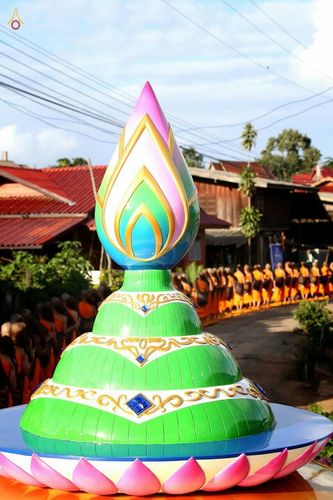 ภาพ No.17789:ธุดงค์ธรรมชัยอัญเชิญพระบรมสารีริกธาตุฯ ณ วัดบ้านขุน อำเภอฮอด จังหวัดเชียงใหม่