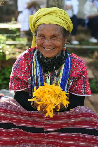 ภาพ No.17804:ธุดงค์ธรรมชัยอัญเชิญพระบรมสารีริกธาตุฯ ณ วัดบ้านขุน อำเภอฮอด จังหวัดเชียงใหม่