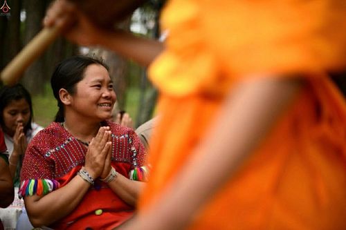 ภาพ No.17849:ธุดงค์ธรรมชัยอัญเชิญพระบรมสารีริกธาตุฯ ณ วัดบ้านขุน อำเภอฮอด จังหวัดเชียงใหม่