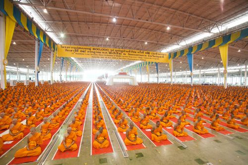 ภาพ No.37191:พิธีขอสรณคมน์และศีล ,พิธีขอนิสสัย