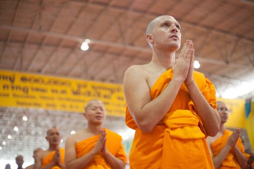 ภาพ No.37203:พิธีขอสรณคมน์และศีล ,พิธีขอนิสสัย