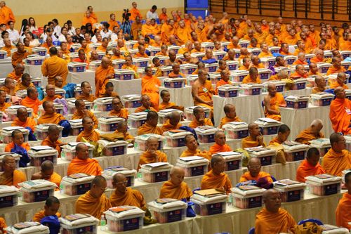 พิธีถวายสังฆทานแด่คณะสงฆ์ 323 วัด ใน 4 จังหวัดภาคใต้ ครั้งที่ 114