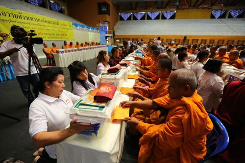 ภาพ No.29482:พิธีถวายสังฆทานแด่คณะสงฆ์ 323 วัด ใน 4 จังหวัดภาคใต้ ครั้งที่ 114