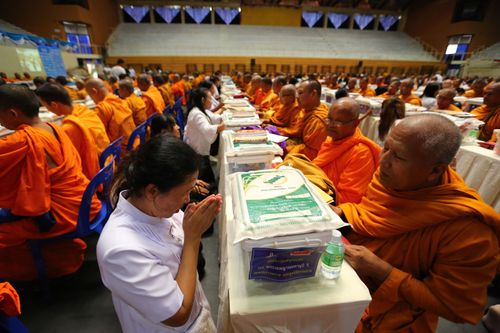 ภาพ No.29489:พิธีถวายสังฆทานแด่คณะสงฆ์ 323 วัด ใน 4 จังหวัดภาคใต้ ครั้งที่ 114