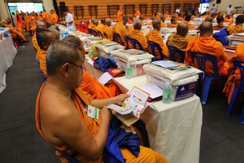 ภาพ No.29492:พิธีถวายสังฆทานแด่คณะสงฆ์ 323 วัด ใน 4 จังหวัดภาคใต้ ครั้งที่ 114